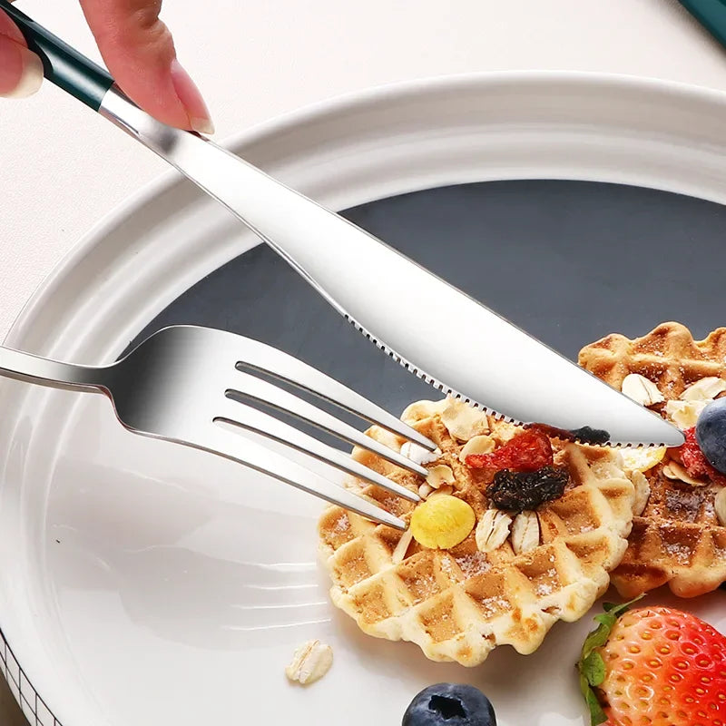 4-Piece Portable Cutlery Set – Stainless Steel, with Case, for Travel and Camping